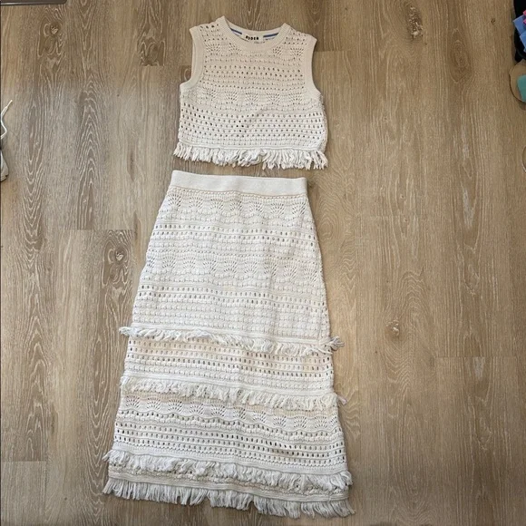 Boden Crochet Fringe Top and Skirt SET Size XS Top Size S Skirt - Picture 1 of 11